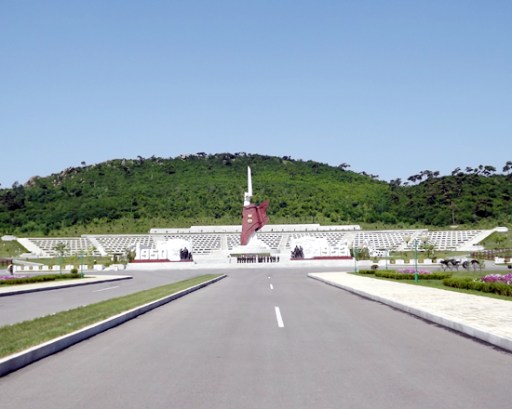 150726 - SK - Die Helden leben ewig fort - 01 - Ehrenfriedhof der gefallenen Teilnehmer an dem Vaterländischen Befreiungskrieg