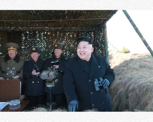 150821 - SK - KIM JONG UN - Der Geist der Unbesiegbarkeit - 01