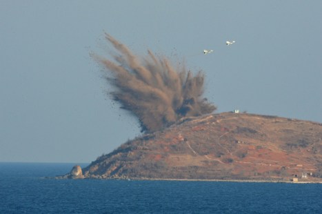 150821 - SK - KIM JONG UN - Der Geist der Unbesiegbarkeit - 02
