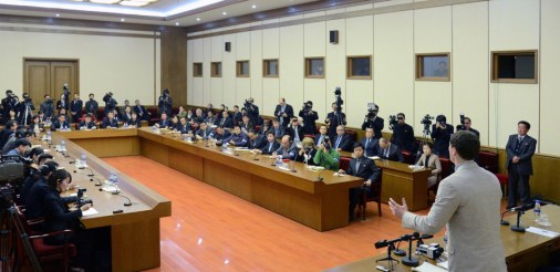 ¹Ì±¹°ø¹Î ±âÀÚÈ¸°ß¿¡¼­ ¹Ý°øÈ­±¹Àû´ëÇàÀ§¸¦ ÀúÁö¸£°Ô µÈ °æÀ§¿¡ ´ëÇØ ÀÚ¹é