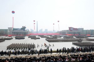 160425 - 조선의 오늘 - KVA - Große Führung, starke Wehrkraft - 05