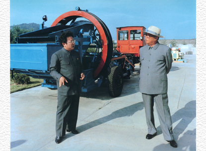 161217-sk-genosse-kim-jong-il-lebt-in-den-herzen-der-menschheit-ewig-fort-15