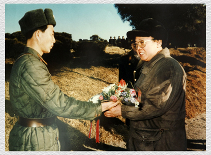 161217-sk-genosse-kim-jong-il-lebt-in-den-herzen-der-menschheit-ewig-fort-29