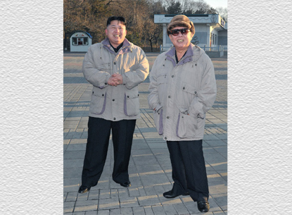 161217-sk-genosse-kim-jong-il-lebt-in-den-herzen-der-menschheit-ewig-fort-43
