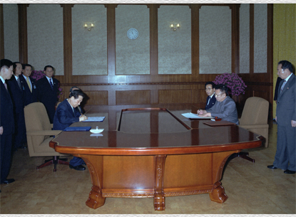 161217-sk-genosse-kim-jong-il-lebt-in-den-herzen-der-menschheit-ewig-fort-47